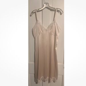 VINTAGE 60s 70s FULL SLIP MIDI DRESS LINGERIE Lace SILKY Nude Union Label 36 M